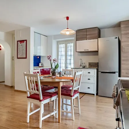 Apartment Balconi Rossi Borgo Valsugana